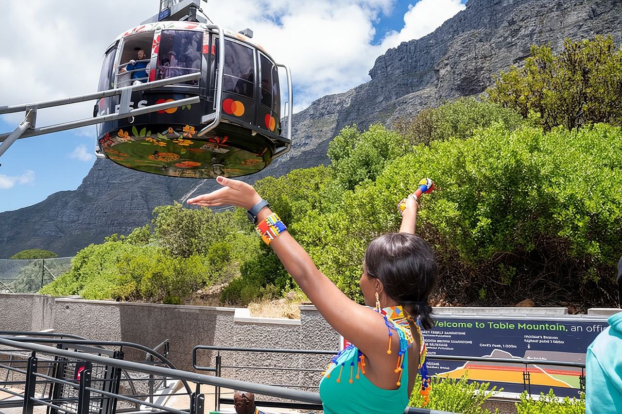 Top 10 Super Tour: Table Mountain, Penguins & Cape of Good Hope Small Group Trip