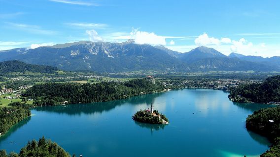 8-Hour Lake Bled, Lake Bohinj and Waterfall Savica Tour