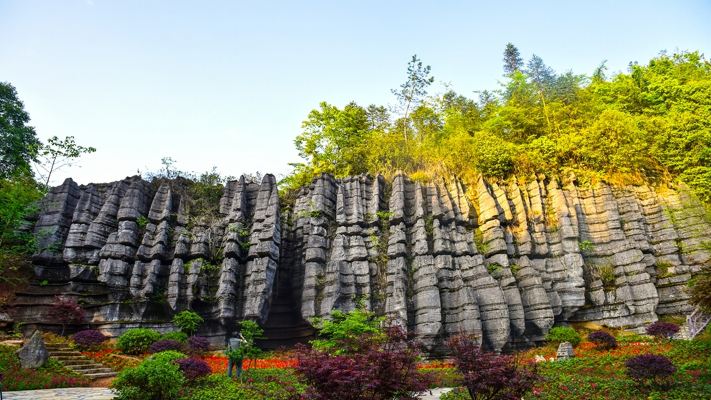 『獨立團•2至8人團』地心谷+梭布埡石林一日遊純玩市區接駁
