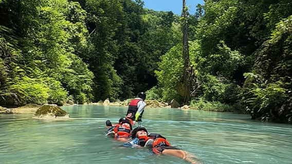 Cebu: Canyoning-Tour zu den Kawasan-Wasserfällen mit direktem Eintritt