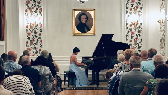 Varsavia: biglietto per il concerto di Chopin con bicchiere di champagne