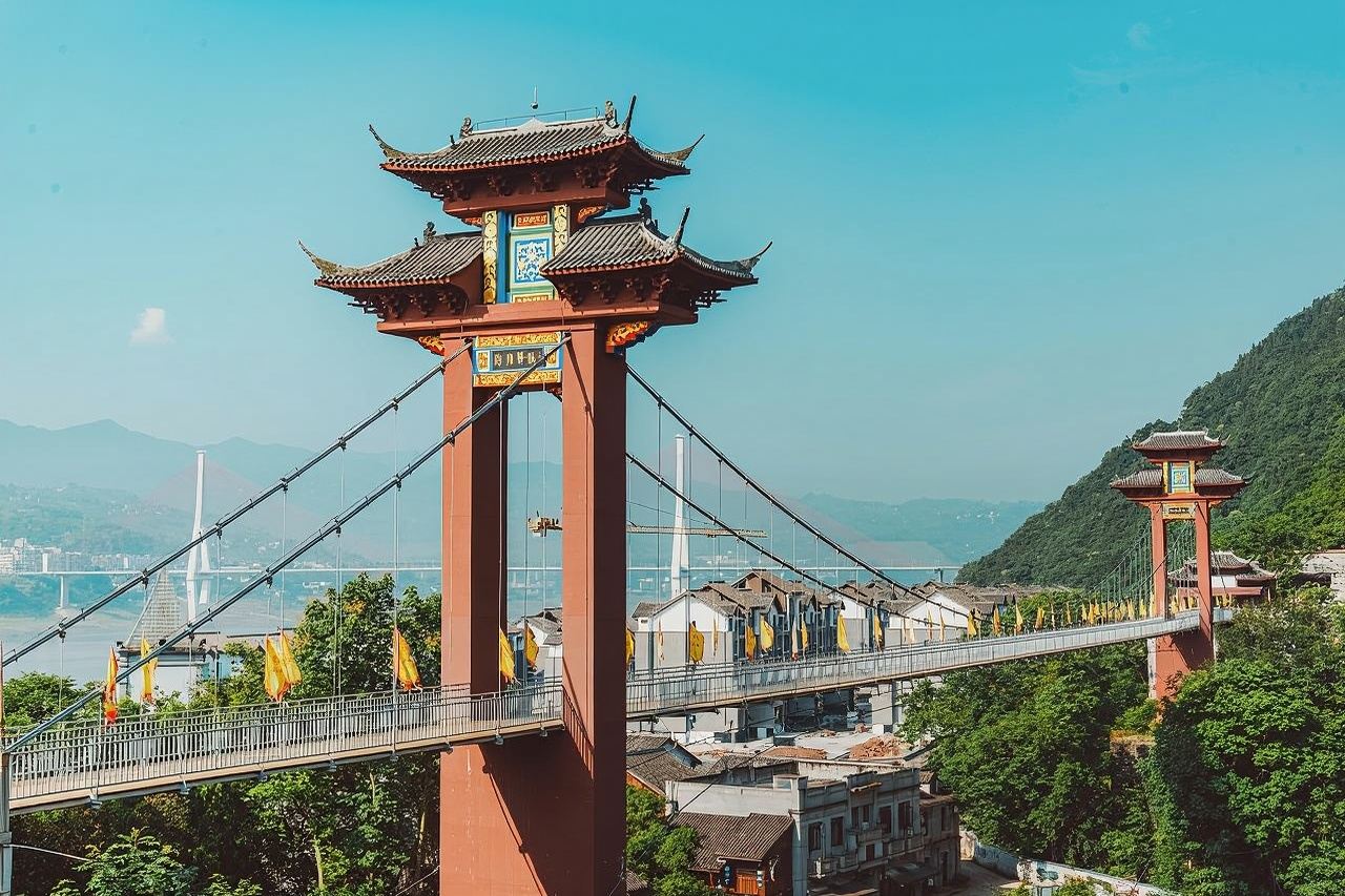 [Chongqing - Fengdu Geisterstadt Landschaftsgebiet - Tiefgehender Tagesausflug] (Optional englischsprachiger Reiseleiter)
