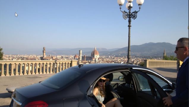  Private Driver at Disposal to visit Florence