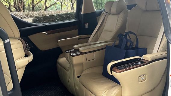 Private charter from Hong Kong Disneyland and Harbour City direct to Macau, Shenzhen, Guangzhou, with 7-seater business vehicle door-to-door pickup, cross-border direct access to any location in the Guangdong-Hong Kong-Macau Greater Bay Area