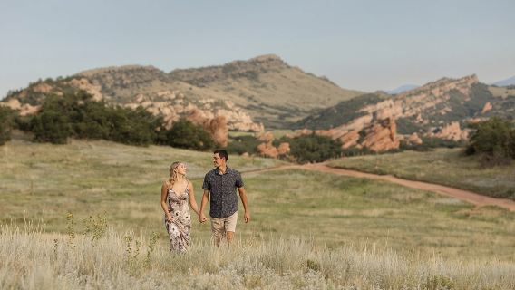 Fotoshooting mit Panoramablick in den Ausläufern von Denver