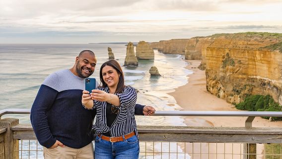 Great Ocean Road, 12 Apostles, Rainforest & Morning Tea-Melbourne