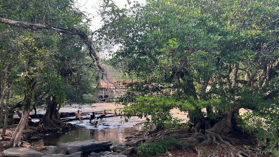 Vientiane Day Trip Dengan Basikal Ke Air Terjun Tad Moon