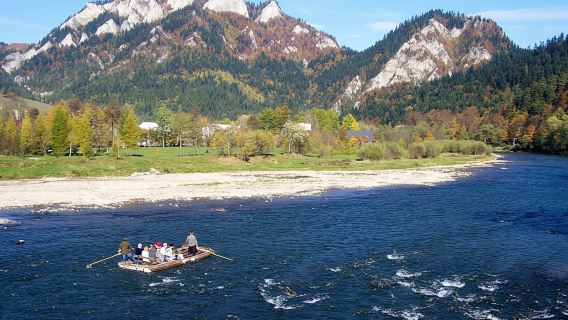 One-day tour of Dunajec river gorge and thermal baths from Krakow