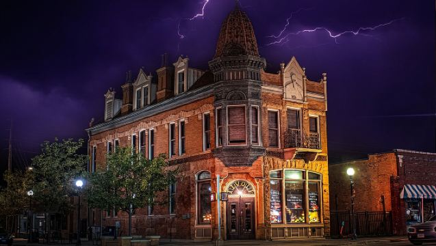 Cheyenne Ghost Tours: Những Chiếc Quan Tài Dưới Tán Cây Bông