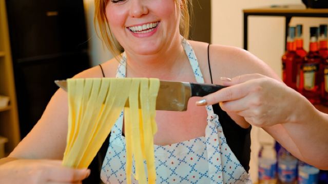 Pasta and Tiramisu Cooking Class Near the Colosseum