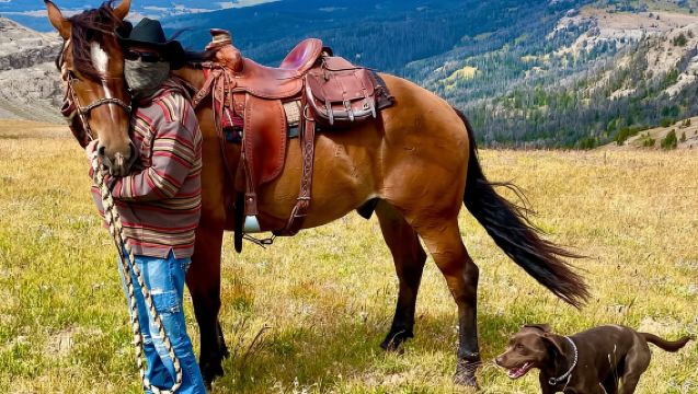 Jackson Hole: Abendessen am Lagerfeuer & Ausritt im Bridger-Teton National Forest