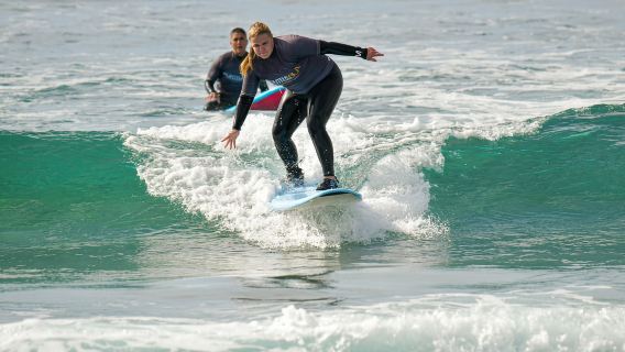 Плайя-де-лас-Америкас: индивидуальный урок серфинга или в небольшой группе