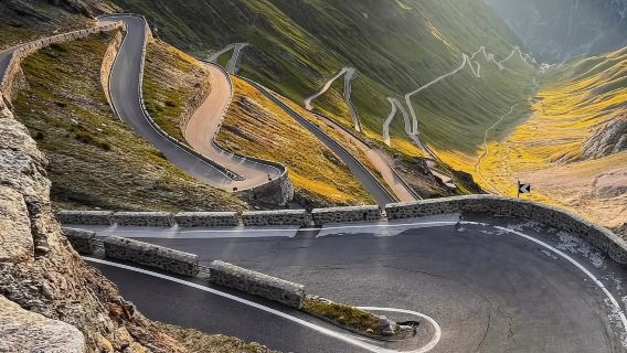 包車聯動：博爾米奧滑雪動態美+斯泰爾維奧山口靜態奇觀