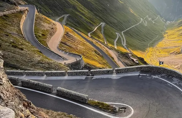 包車聯動：博爾米奧滑雪動態美+斯泰爾維奧山口靜態奇觀