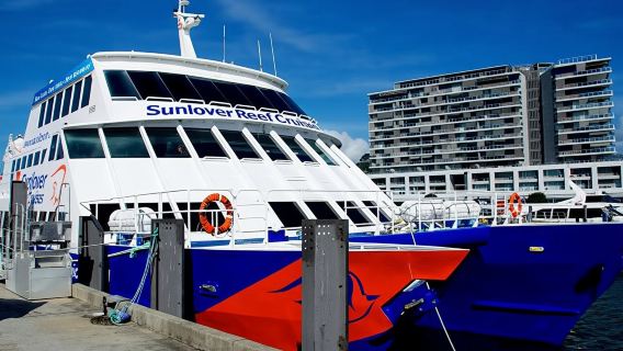 Cairns Sunlover Moore Reef Day Tour in Australia