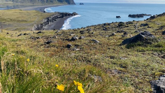 冰島南岸風光--瀑布冰川+黑沙灘--中文包車一日遊【可定制】