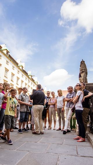 Vienna: Habsburgs Capital, 2hrs. Historical walking Tour