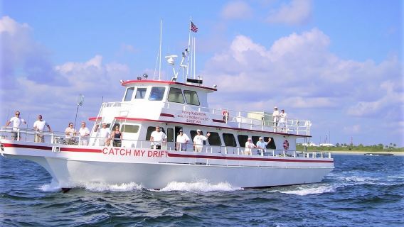 4-Hour Day or Night-Time Reef Bottom Fishing Charter in Fort Lauderdale