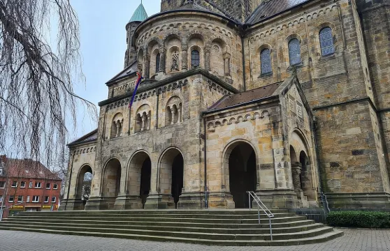 賴訥鬼魂探險：探索遊戲與導覽