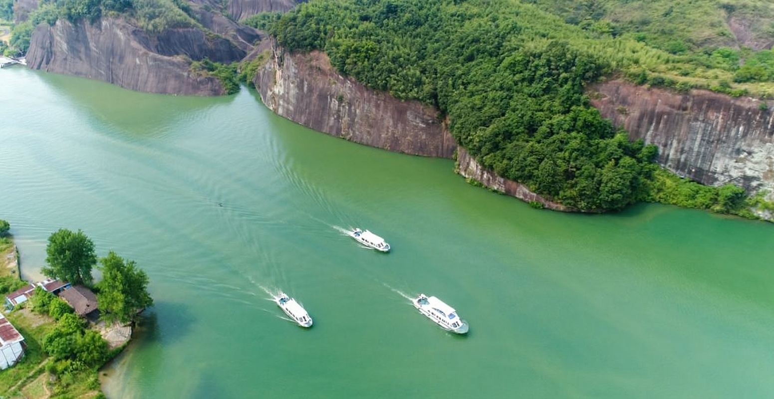 飛天山+翠江+九龍水寨+瓦窯坪+馬皇丘一日遊