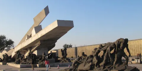 唐山地震公園+唐山飲食文化博物館+河頭老街 包車一日遊│12小時包車