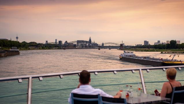 Кельн: 2-часовой вечерний круиз по Рейну.
