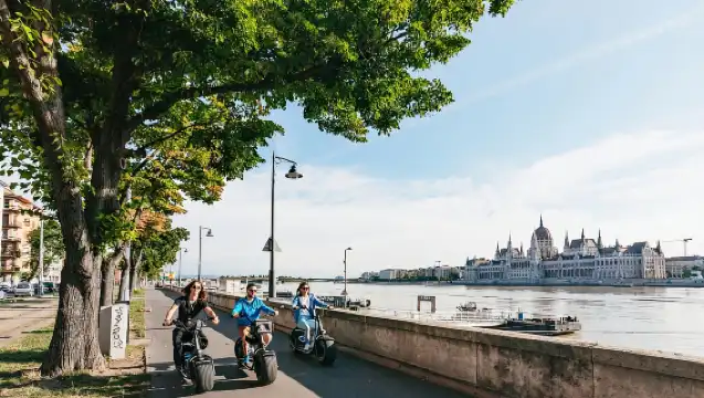Budapest: Small-Group MonsteRoller E-Scooter Tours