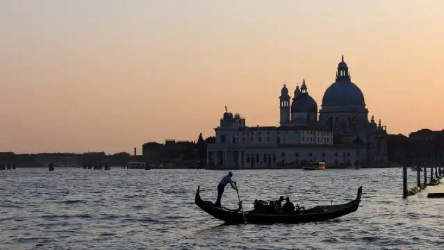 Venice: Private Gondola Tour