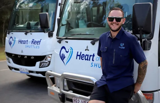 提供從普羅瑟派恩到艾爾利海灘的往返機場接送服務