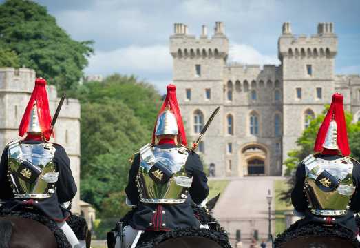 Explore Windsor Castle, Stonehenge and Oxford