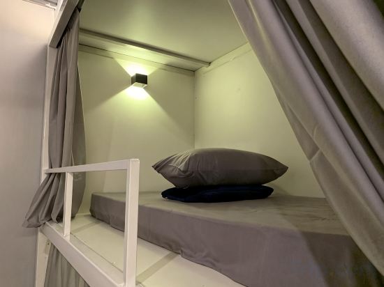 Bed Attitude Hostel Cenang Room Type - Bed in 12-Bed Mixed Dormitory Room