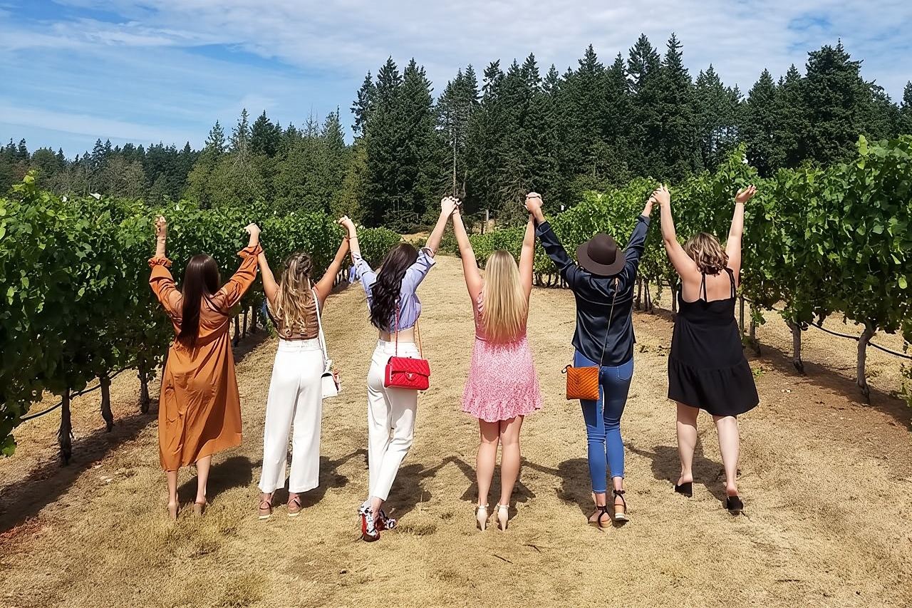 Excursión de medio día de Victoria al valle de Cowichan con catas de vino