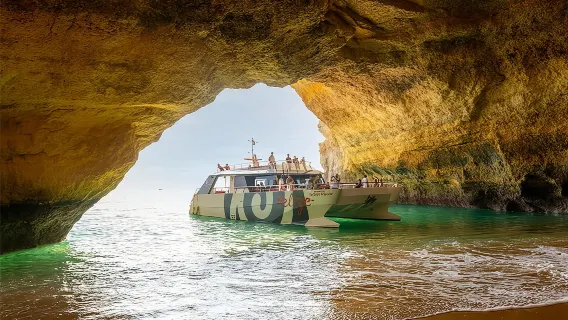 Crociera tra grotte e costa da Albufeira a Benagil