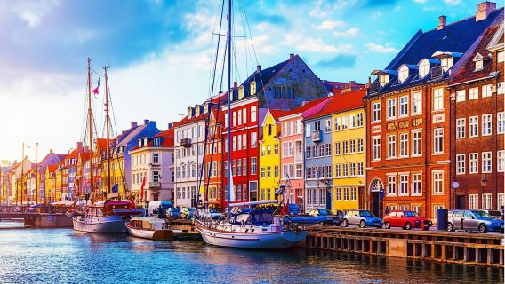 Copenhagen city game – the Little Mermaid and the Prince
