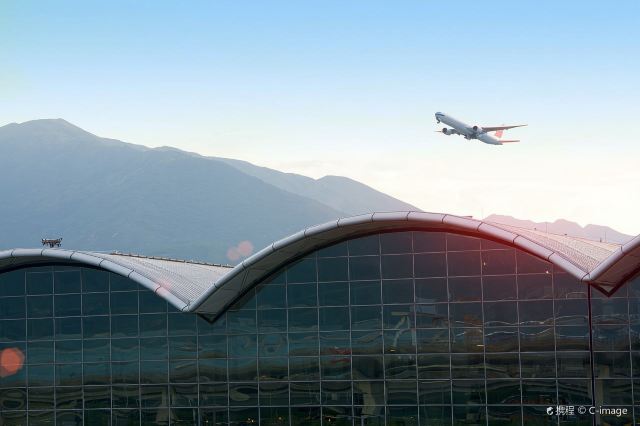 Hong Kong - Shenzhen|Hong Kong Airport – Shenzhen Bay Port [Cross-border business shuttle with fixed departure times]