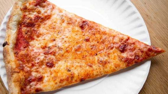 New York City: Sightseeing Walking Tour with Food Tastings