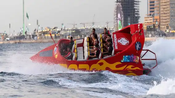 เจดดาห์: ทัวร์เรือเร็วทะเลแดงพร้อมกัปตัน