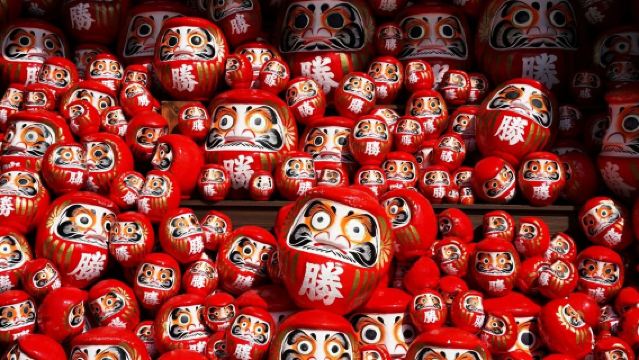 [Lawatan Mewah] Lawatan Sehari ke Kuil Katsuo-ji + Taman Istana Osaka (Kumpulan Kecil Alphard)