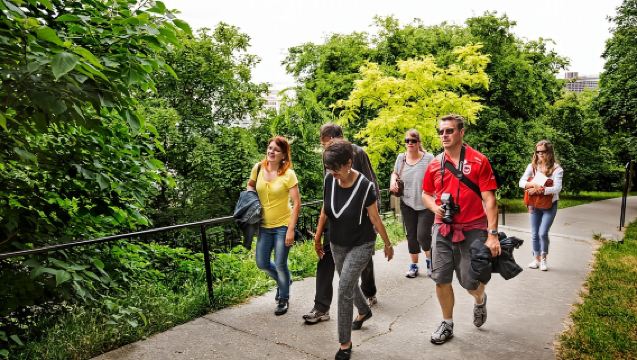 บูดาเปสต์: ทัวร์เดินชมเขตปราสาท พร้อมเข้าชมโบสถ์แมททีอาส