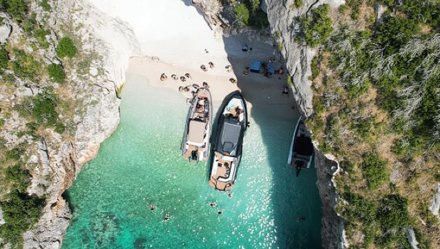 Himare to Grama Bay : Boat Tour with Sea Caves & Swim Stops