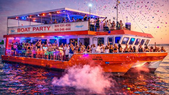 Lisbon: Pelayaran Pesta Bot Matahari Terbenam dengan DJ dan Bar Terbuka