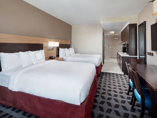 TownePlace Suites by Marriott San Diego Downtown - Tap to explore photos