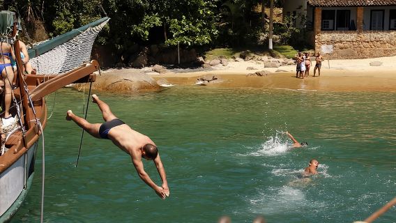 Paraty Schooner Cruise and Snorkeling Tour