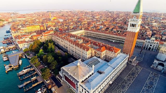 Florence to Venice: The Floating City