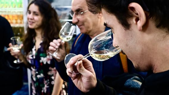 ทัวร์ชิมอาหารลิสบอน 10+ รสชาติของอาหารและไวน์ท้องถิ่น