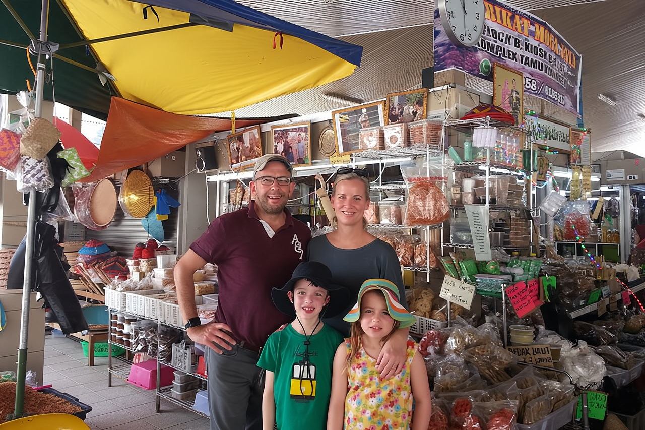 Private Bandar Heritage & Water Village Tour