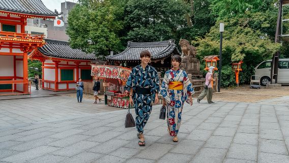 Treasures of Kyoto: Geishas & Traditions Private Tour