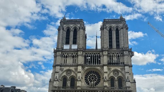 Visite à pied de Notre-Dame et entrée à la Sainte-Chapelle