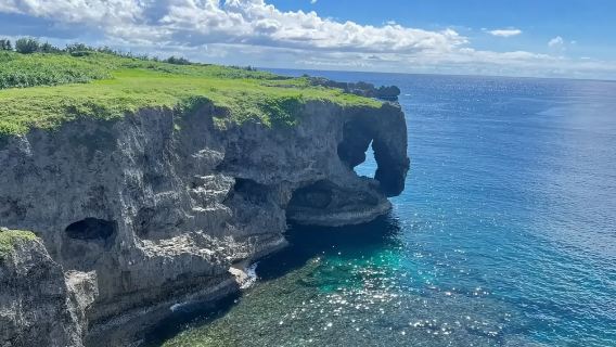 那覇・万座毛～アメリカンビレッジ～琉球村～国際通り【沖縄北部】|特別車限定少人数制】