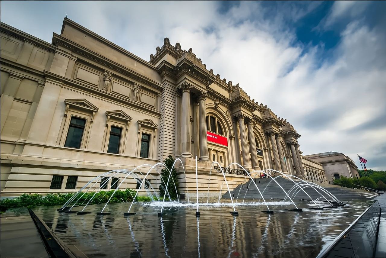 2-Hour Small Group English Guided Tour at The Metropolitan Museum of Art in New York (Max 15 People) - Admission Ticket Included